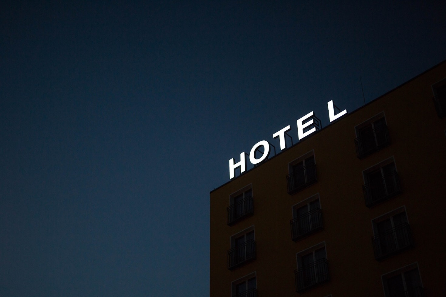 10 razones para elegir Hotel ARAZ***